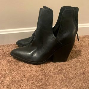 Black leather bootie.